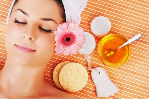 Đắp mặt nạ mật ong đúng cách